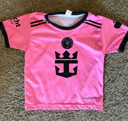 Kids size 4 Messi jersey