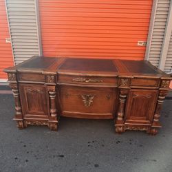 Regency Mahogany Executive Desk