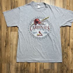 Vintage 2005 St. Louis Cardinals T Shirt