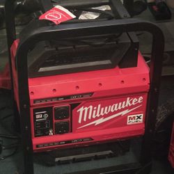 Milwaukee Portable Power Station Battery Generator. 