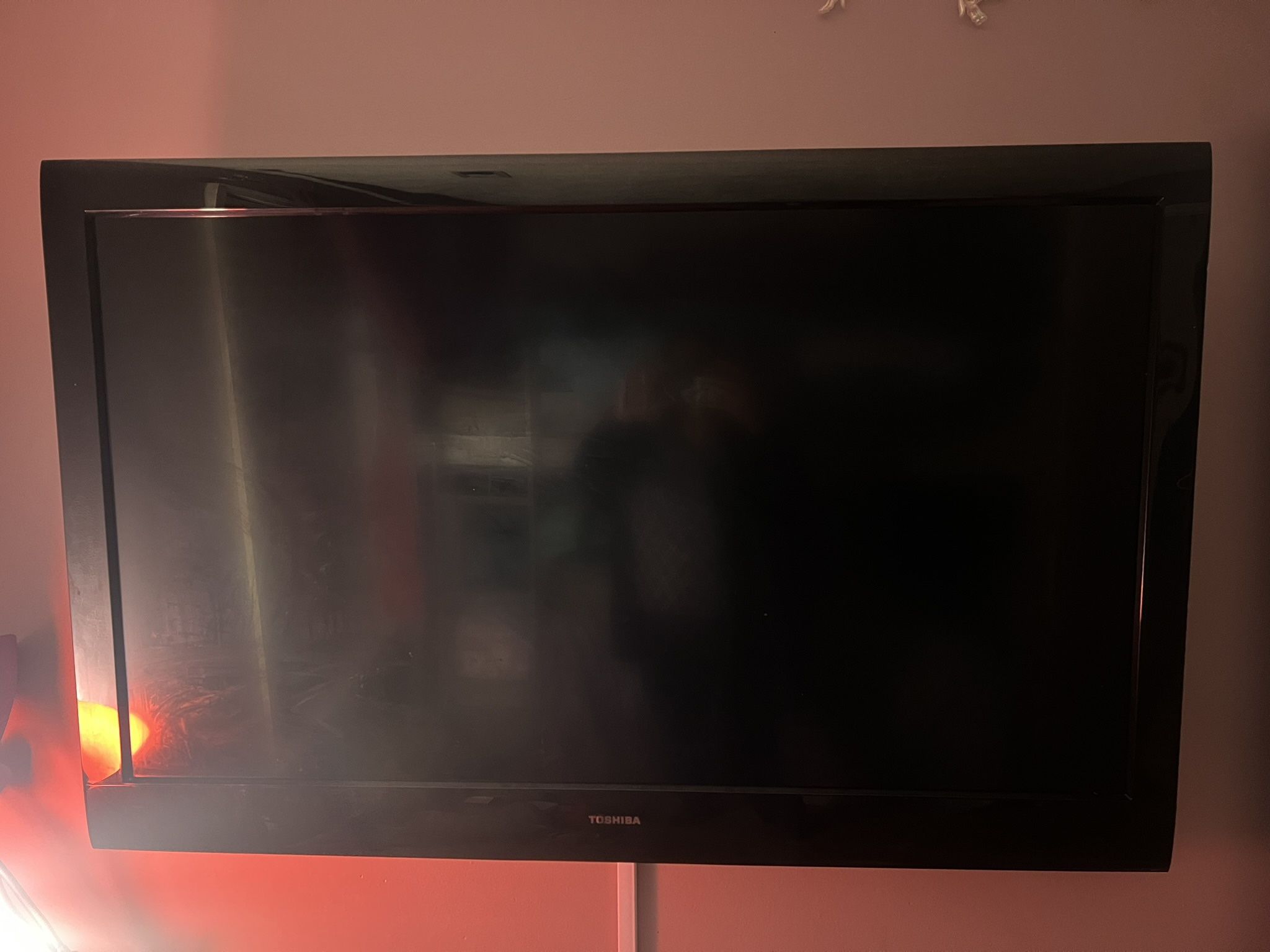 55 In Tv With Mount