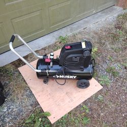 husky 8 Gallon Air Compressor for Sale in Maple Valley WA OfferUp