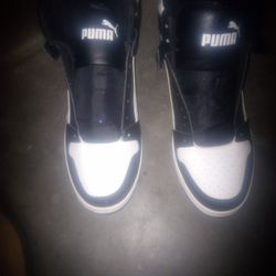Pumas High top Shoes  SIZE 10