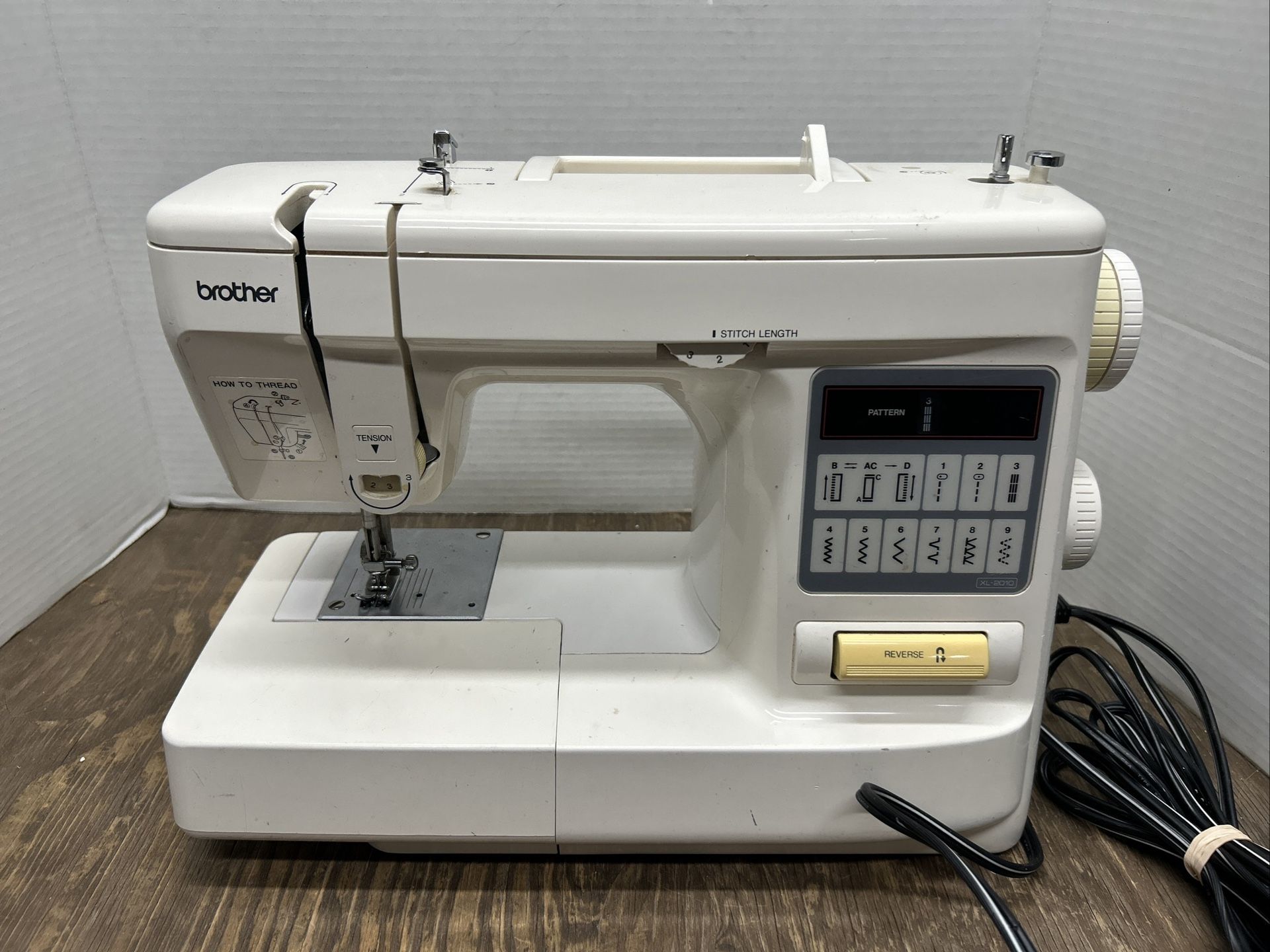 Brother Model XL2010 Sewing Machine