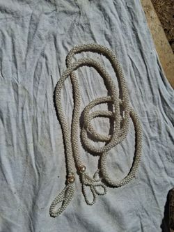 Vintage  white  faux  sea