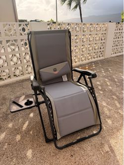 Set of 2 Zero Gravity Reclining Chairs with Tray & Headrest – Outdoor Lounge Set