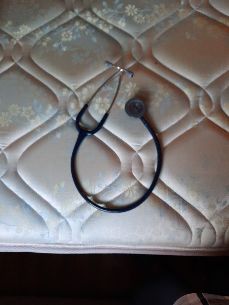Stethoscope  - Littman Classic 2