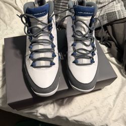 Flint 9s Size 11