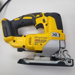 Dewalt Cordless var speed jig saw