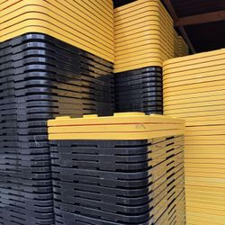 27 Gallon Containers 