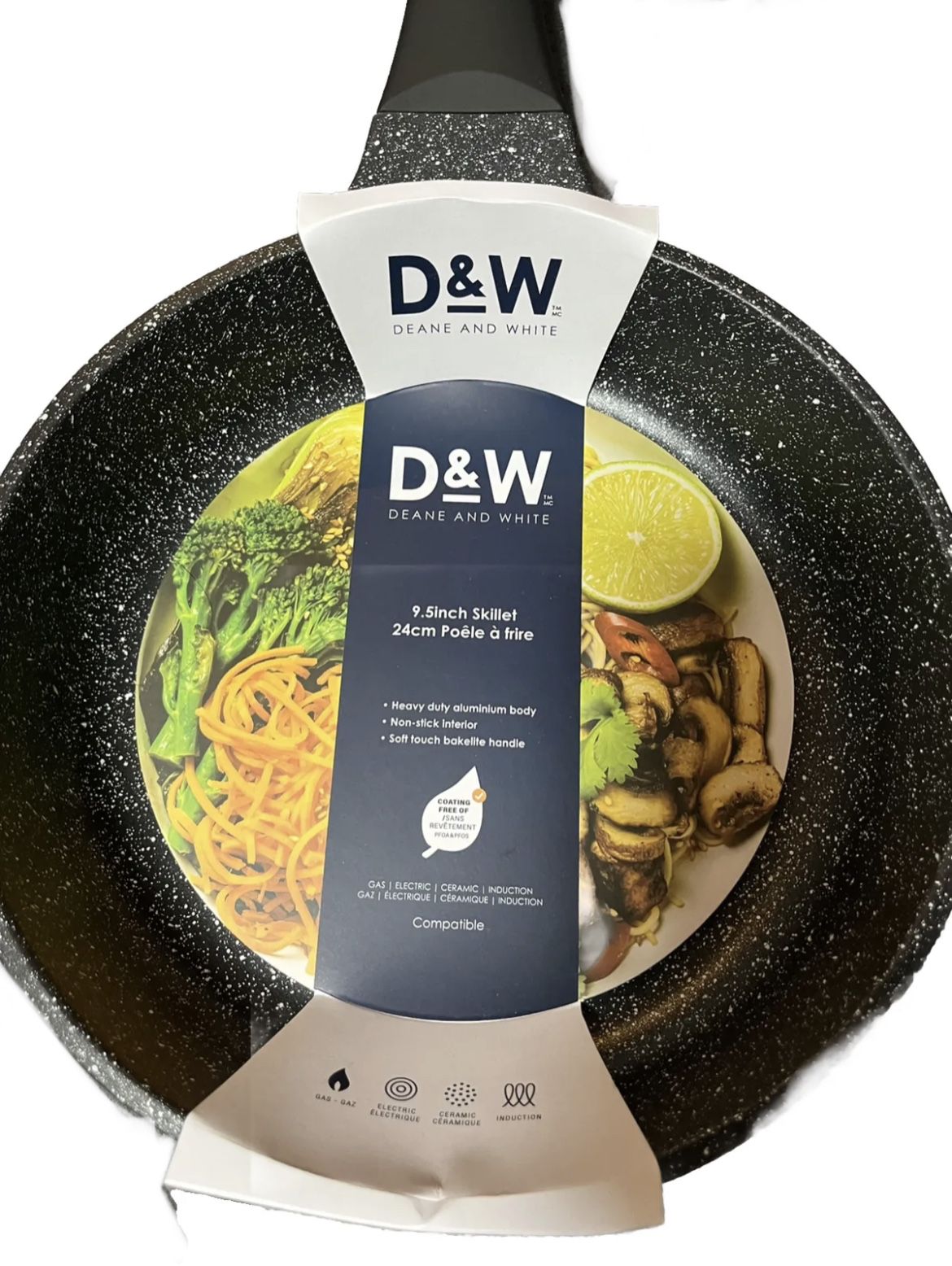 D&W 11 in frying pan- NWT - Skillets & Frying Pans - South Lyon, Michigan