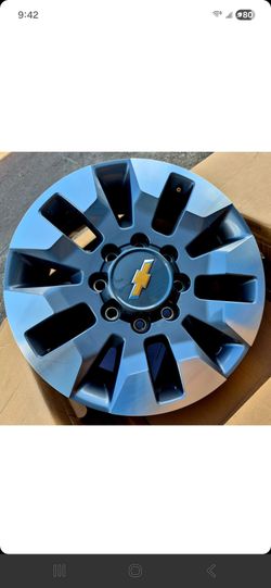 2026 CHEVY SILVERADO 2500 RIMS OEM BRAND NEW.......( 8 LUG
)