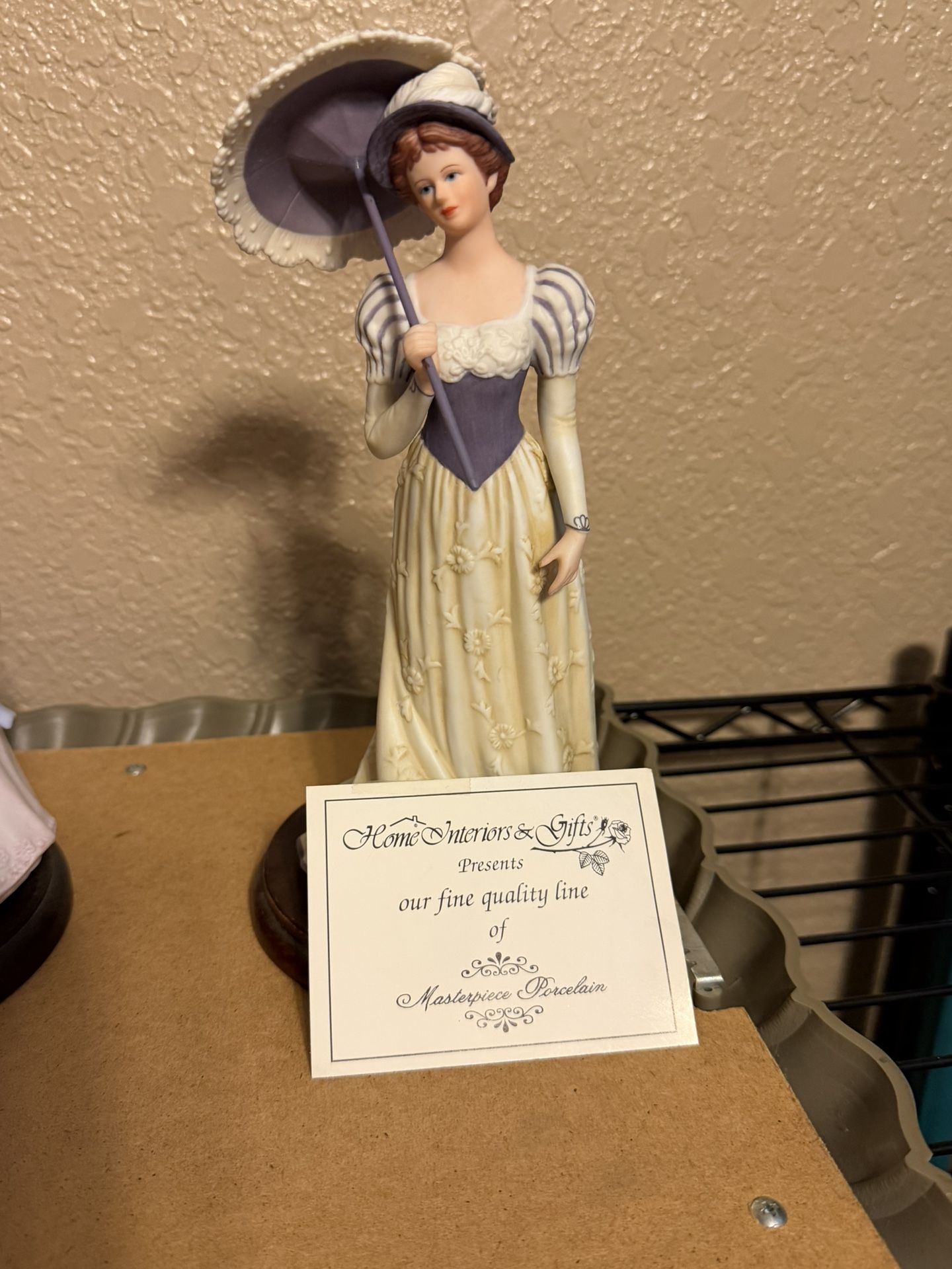 Home Interior Figurine 