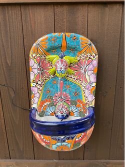 Mexican Talavera Water Fountai, Potter, Clay Pot, Planter.