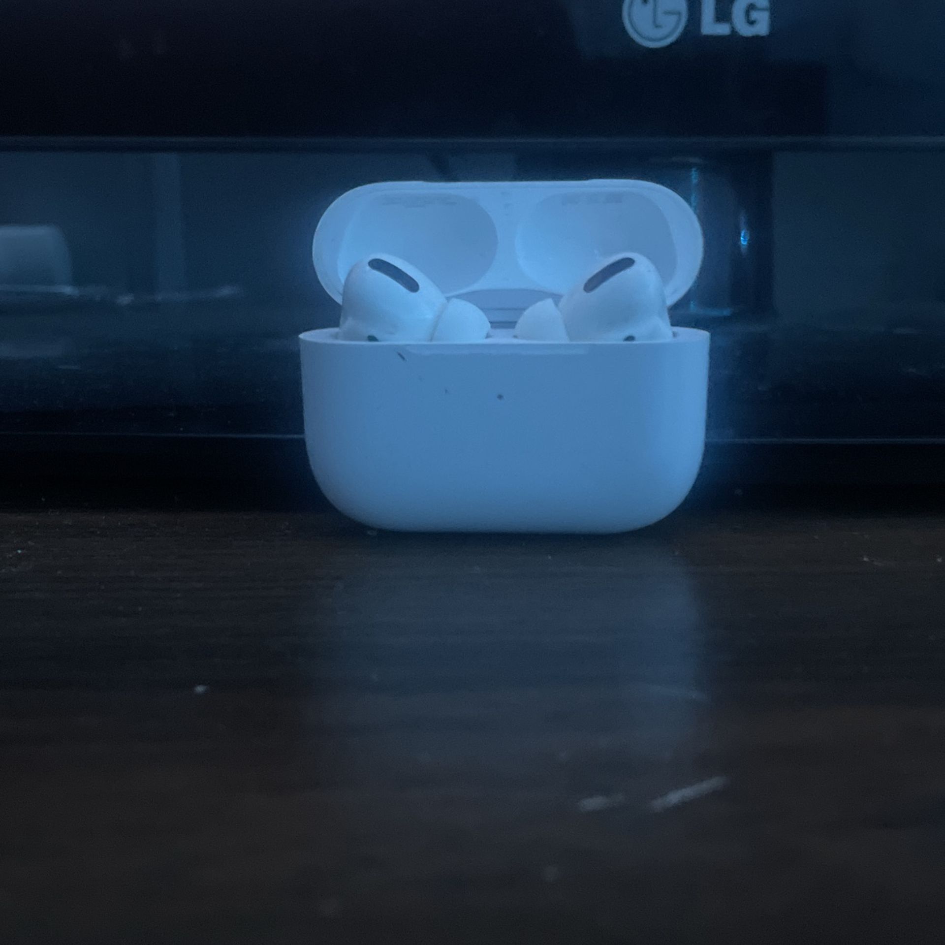 AirPods