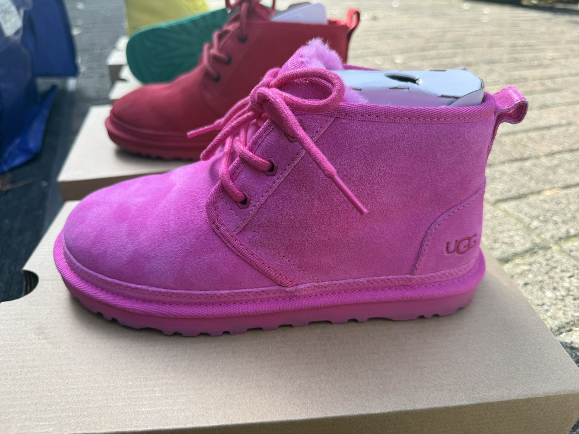 Size 7 UGGs