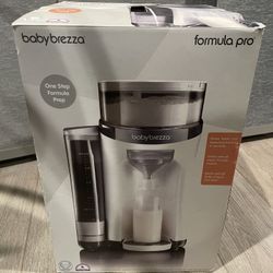 Baby Brezza Pro Formula Mixer