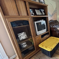 —-FREE —-  Console China Cabinet Coffee Table Floral couch Heavy duty mirror 2 end tables 2 lamps