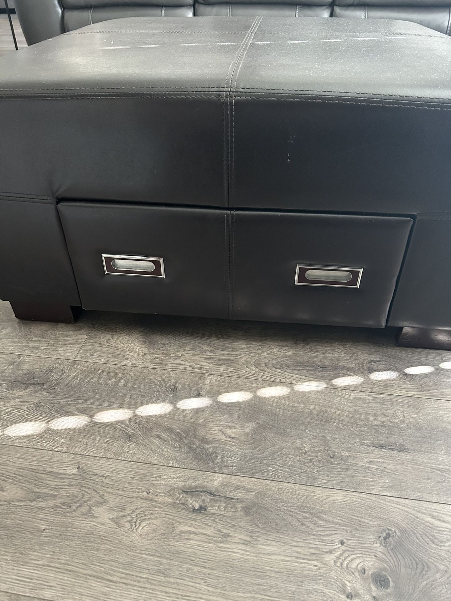Ottoman W/2 Drawer Storage