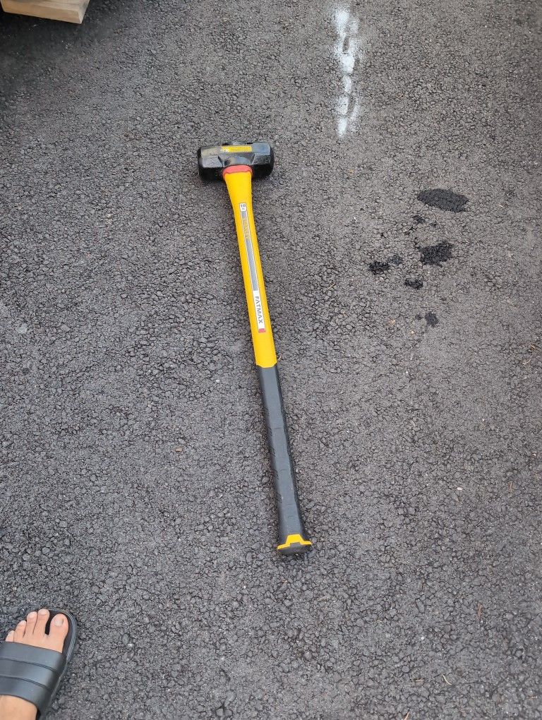 10lbs Sledge With Fiberglass Handle