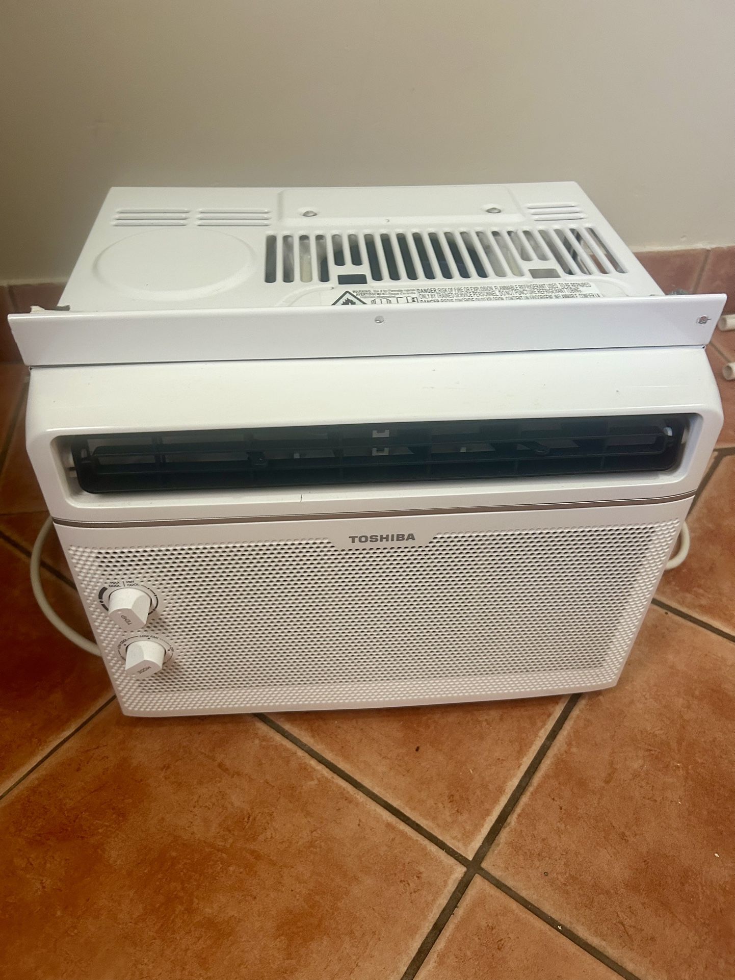 Small Window AC