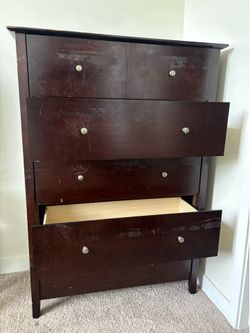 FREE DRESSER