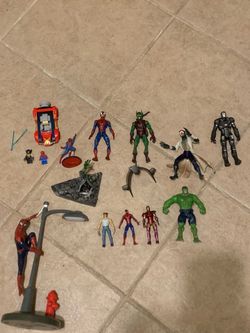 Marvel action figures collectibles lot all for $35