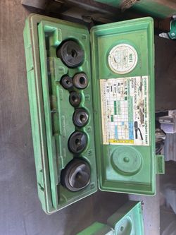 Greenlee Hydraulic Knockout Punch Kit – Complete w/ Driver & Dies