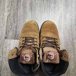 Brahma Men's Bravo Waterproof 9 1/2 " W Soft Toe Work Boots