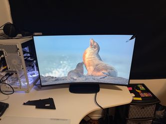 Alienware AW3225DM 32” Gaming Monitor (BROKEN)