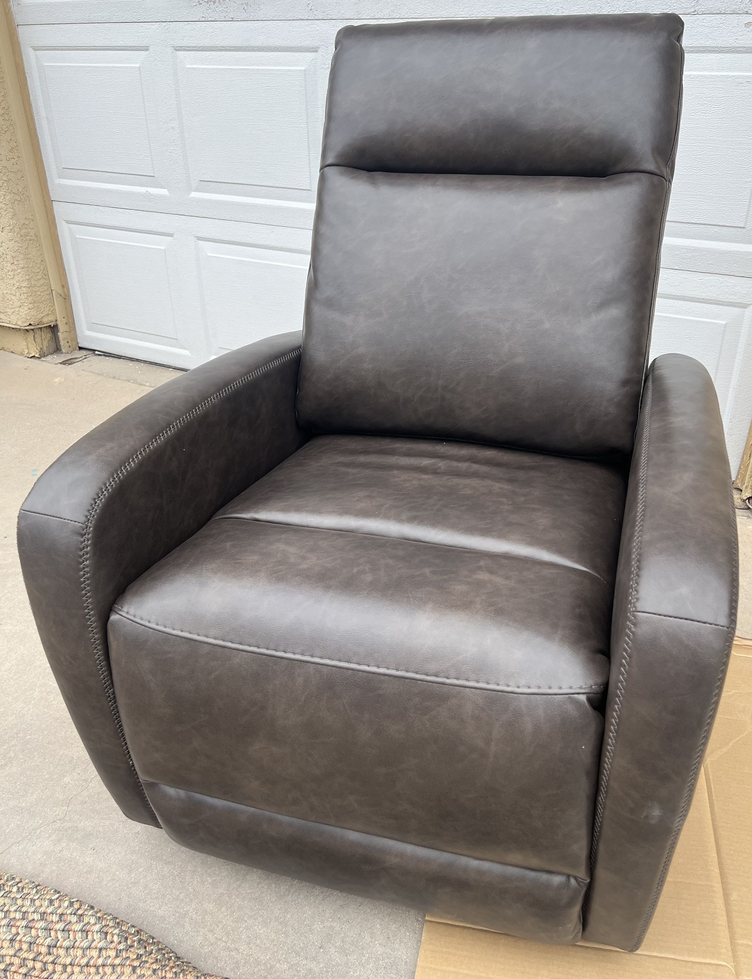 Zero Wall Reclining Sofa Chair W Power Headrest Type-C Charger