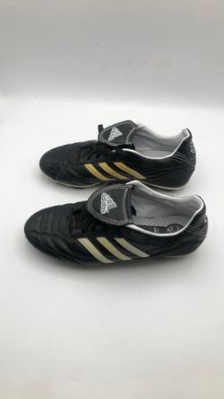 Adidas Traxion Leather Women’s Hard Ground Soccer Cleats Football Size 8