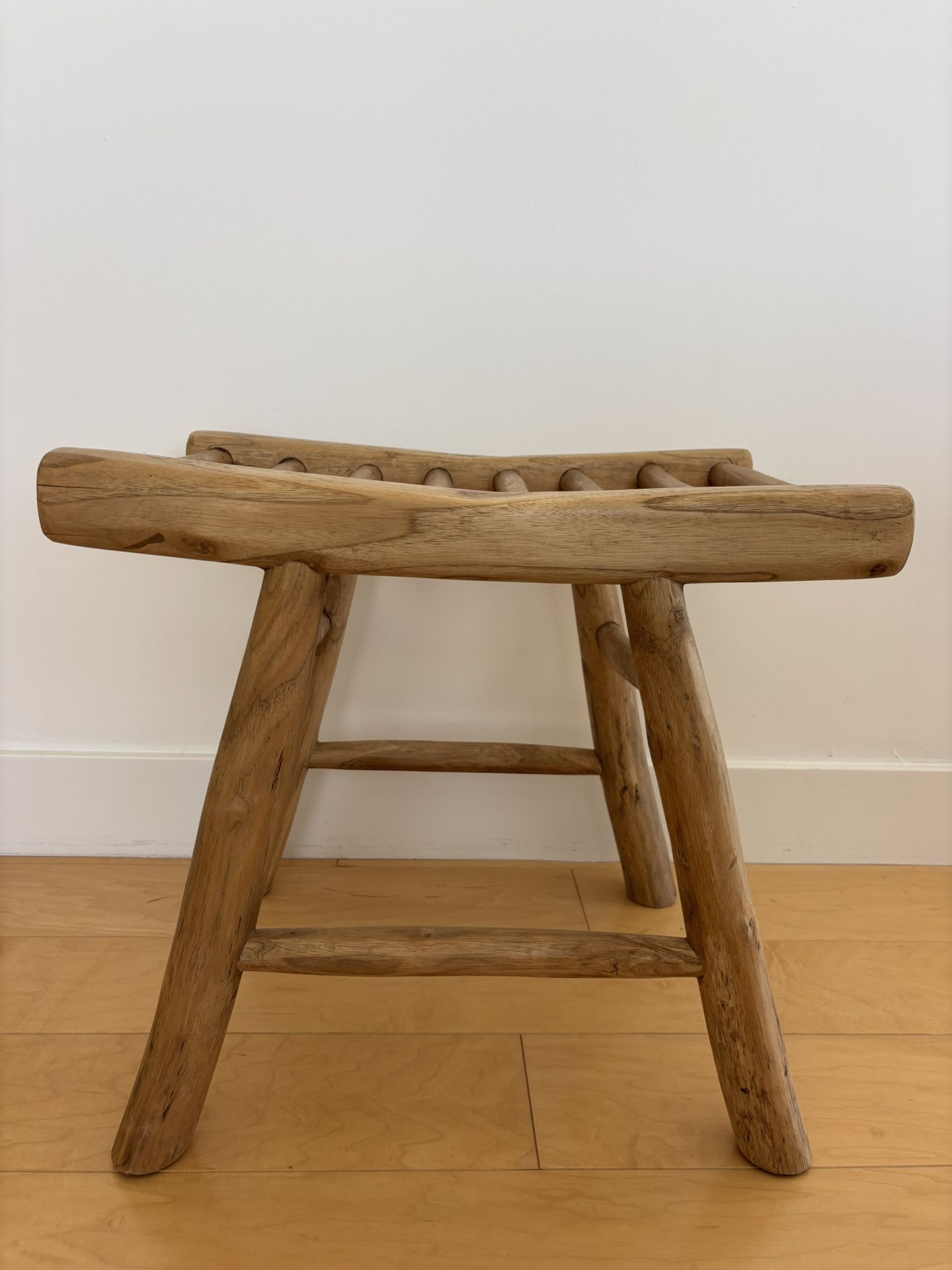 Rustic Teak-Style Wood Stool – Handcrafted Look