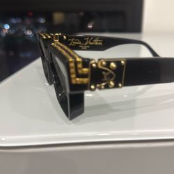 Louis Vuitton Billionaire