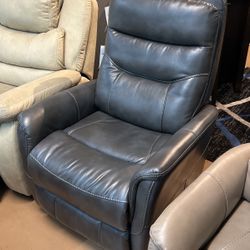 Recliner Rocking Chair!!!