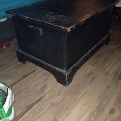 Tables With Room Inside 