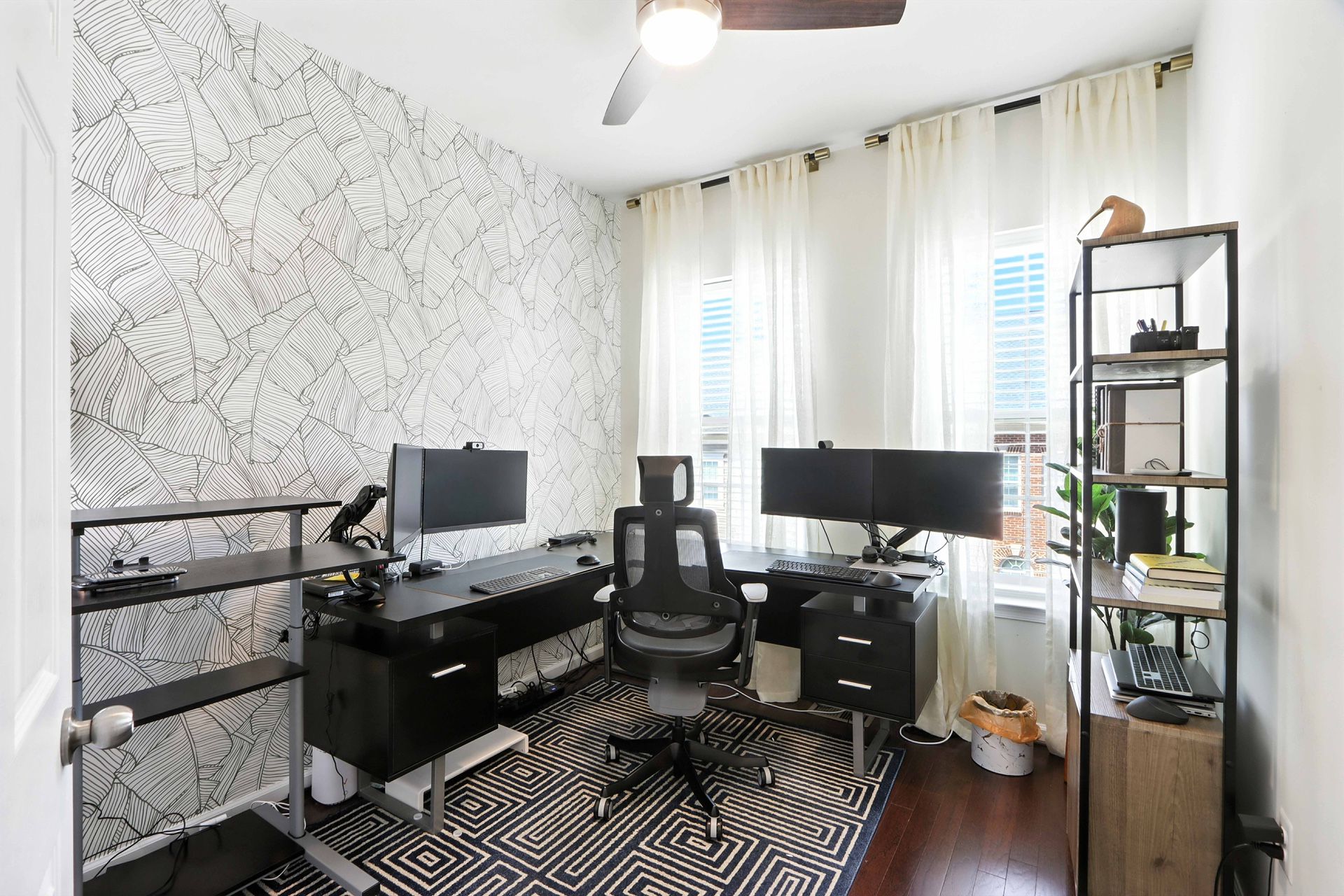 Concrete & Black L-Shaped Desk – 71” × 71” w/ Drawers