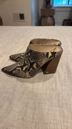 Size 8.5 Sam Edelman shoes