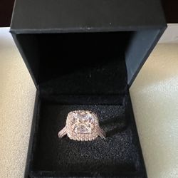 Lajerrio - Rose gold Cushion Cut Ring - 945 sterling silver - Ring size 8