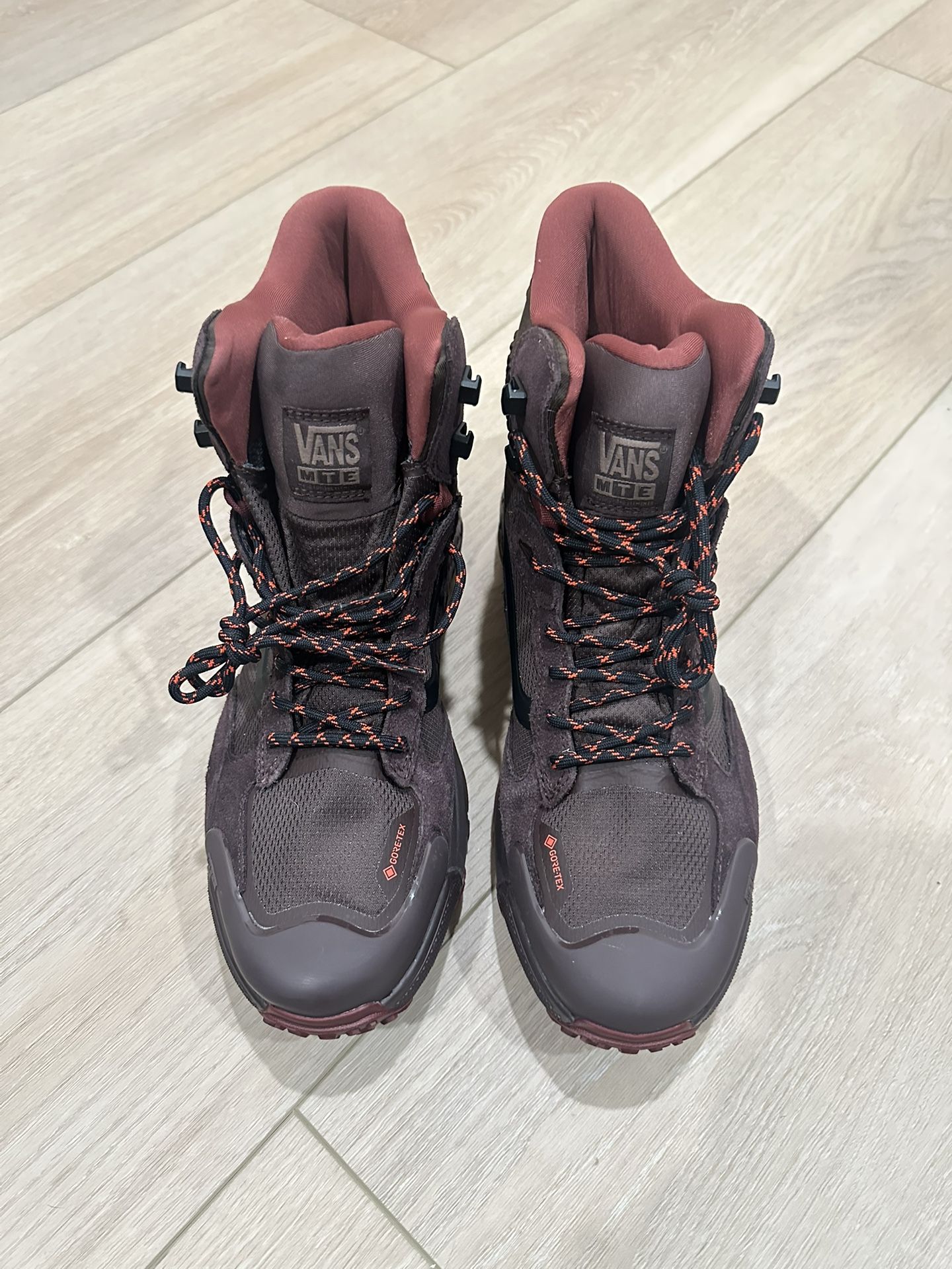 MTE Gore-Tex Men’s VANS