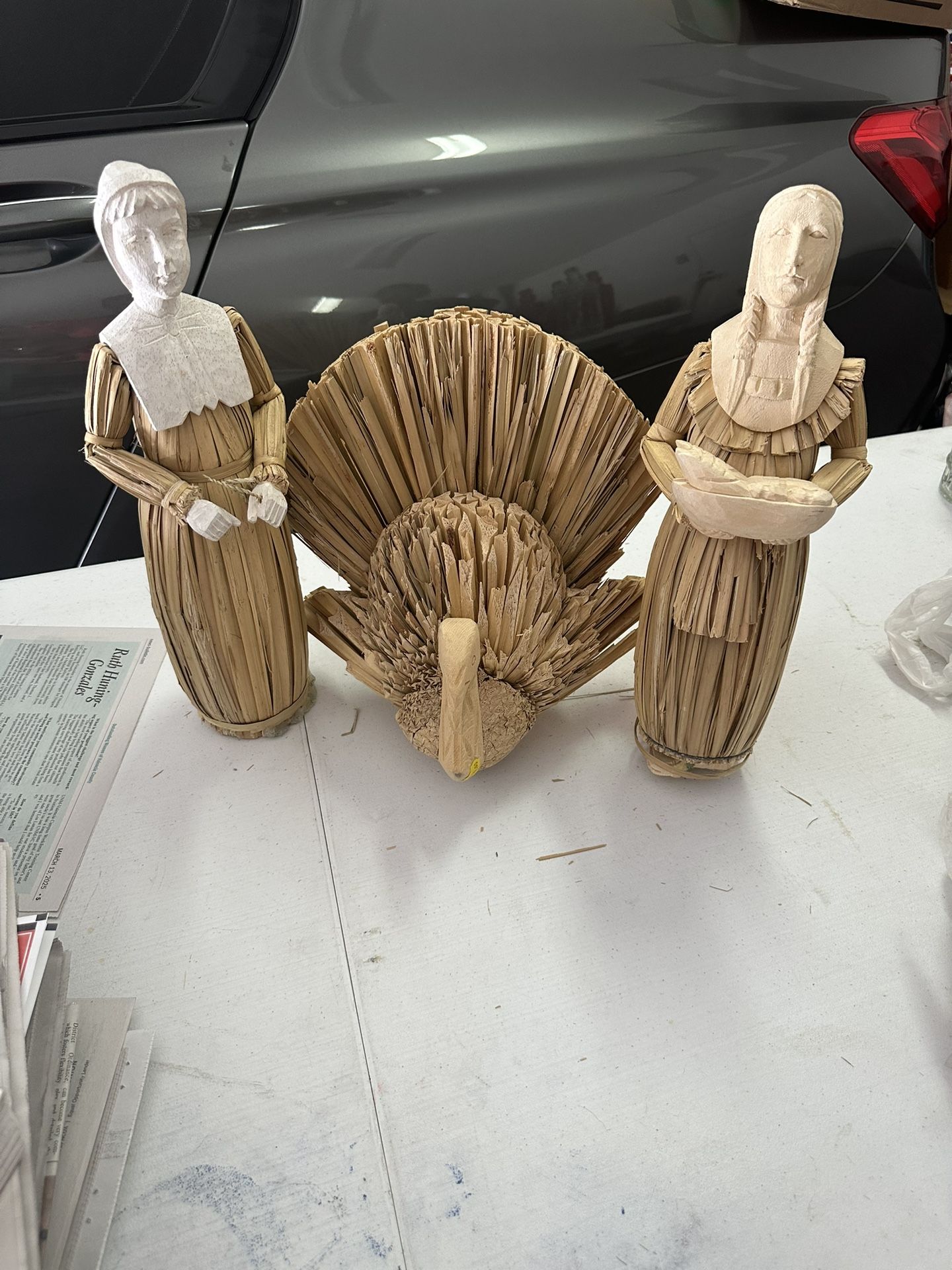Vintage Cornhusk Carved Wood 12” Man Woman Pilgrim Figures and Turkey