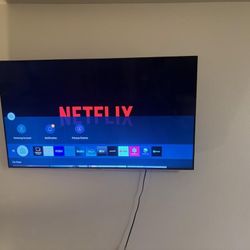 55 Inch Samsung TV With Mount 