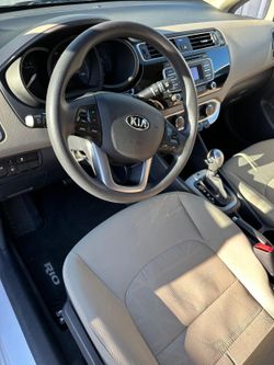 2017 KIA RIO