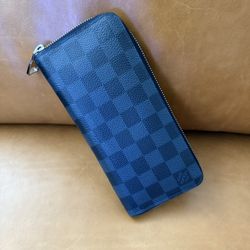 LOUIS VUITTON Brazza Wallet