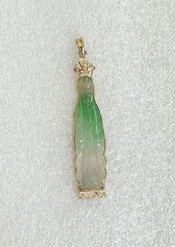 Pendant Charm 18k Gold With Diamond Virgin Mary Jade Brand New , Closing Store Size Approximately 1-1 1/4 In 
