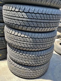 265/70r17 Dunlop tires con 90% de Vida las 4
