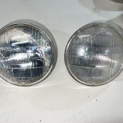 Vintage Wagner 5001 5-3/4" Round Sealed Beam Headlights Pair