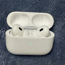 Apple AirPods Pro 2nd Generation Bluetooth Wireless Ear Buds type C Charger