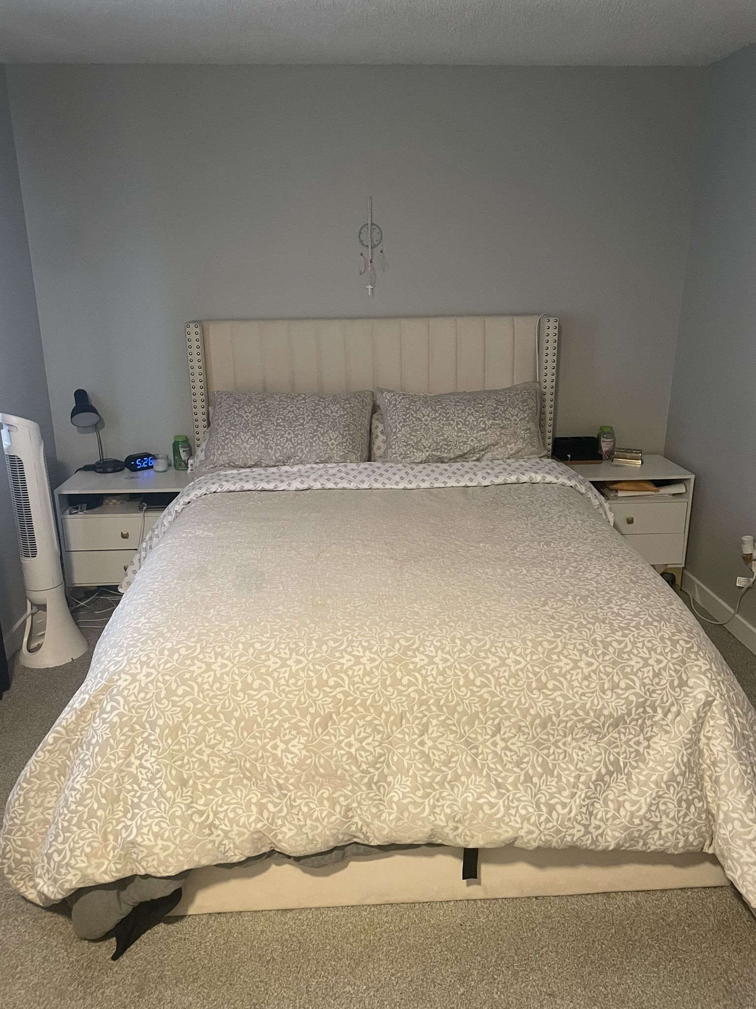Bed (moving and need to sell! 