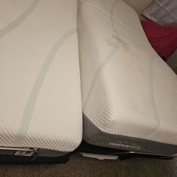 Tempur-Pedic Adjustable Beds – Selling for $950